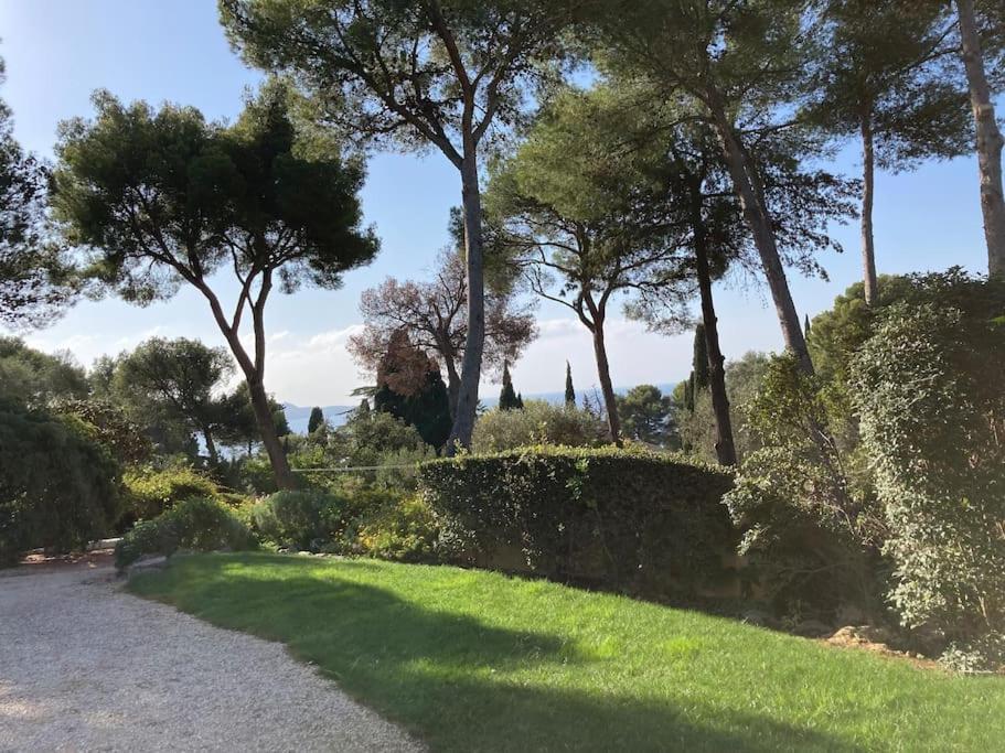 Villa La Californienne Carqueiranne Exterior foto